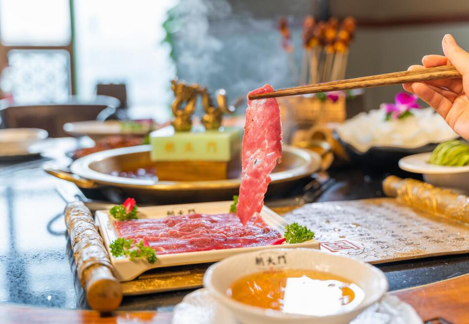 為什么明星都愛開火鍋店？分析利潤后就明白了！