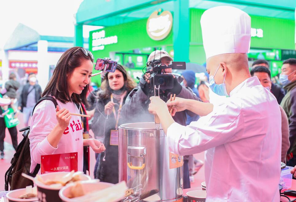 冬天的火鍋市場有多好？看完后悔沒早開店！