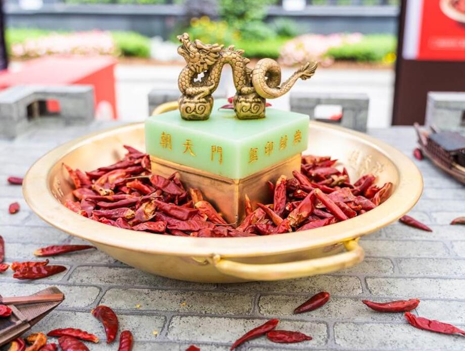 開火鍋店，選址要學(xué)會(huì)這三個(gè)思維！