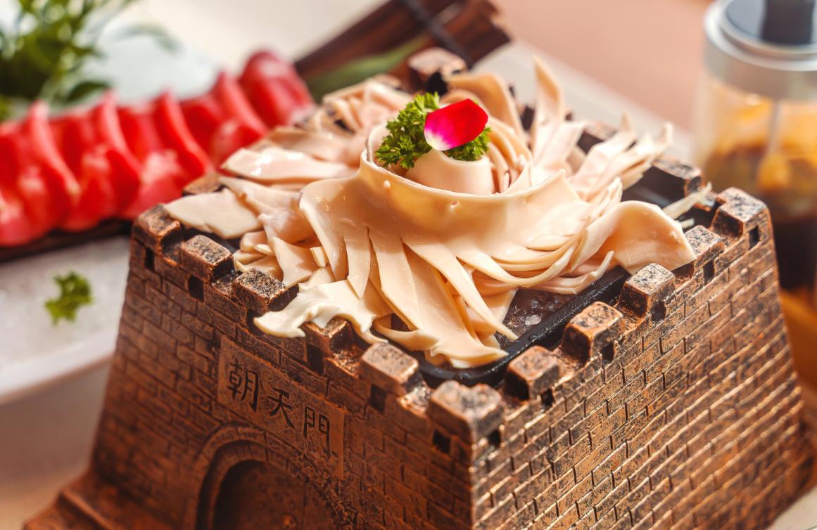 正宗的銅鍋涮羊肉應該是怎么樣的？