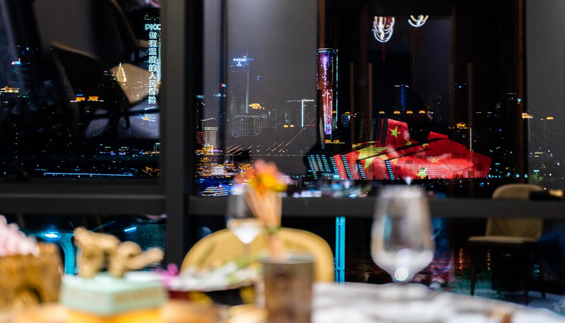 美德拉風，還是吹到了四川火鍋，秋冬必吃！